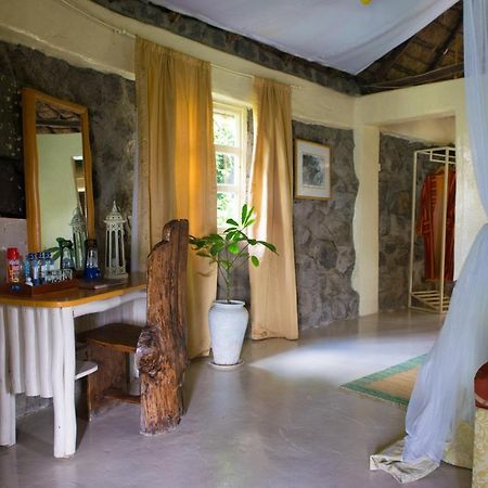 Mbweha Camp Lake Nakuru Elmenteita Eksteriør billede